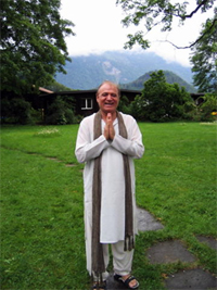 Dr. Madan Kataria